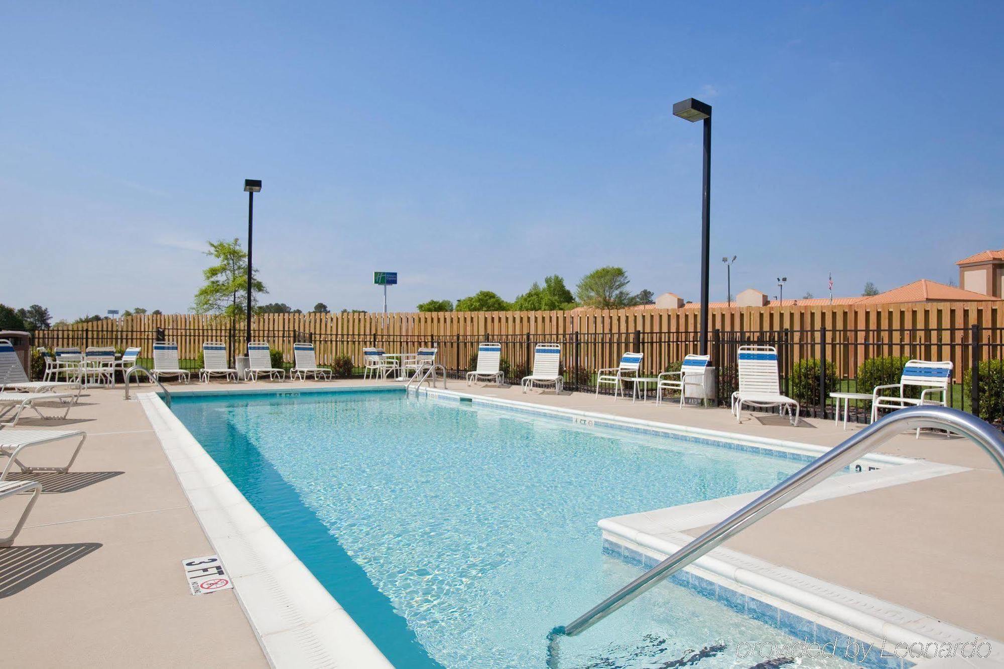 Hampton Inn Dunn Fasilitas foto